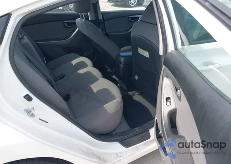 2014 Hyundai Elantra Se z USA, uszkodzony, nr VIN 5NPDH4AE9EH516928